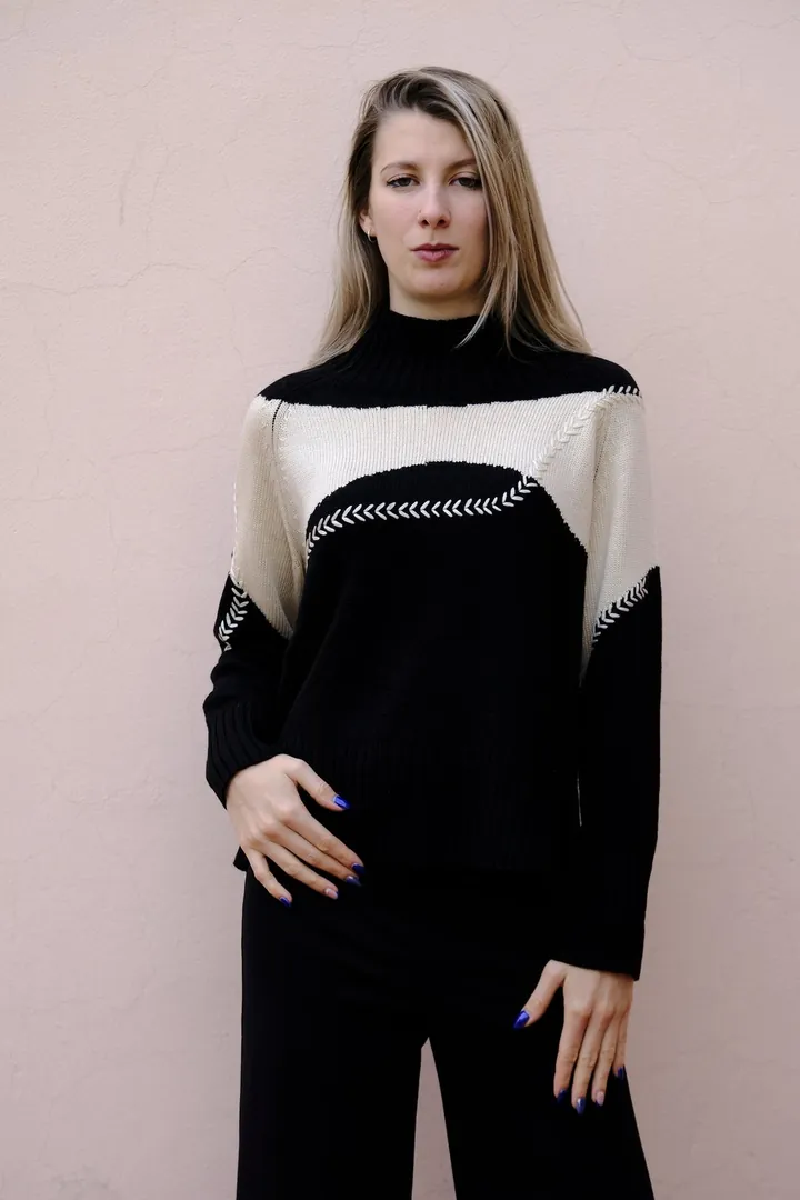 Maglia in lana a intarsio panna e nero, Giulia Valli